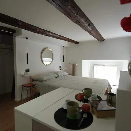 Casa Del Pettirosso דירה *